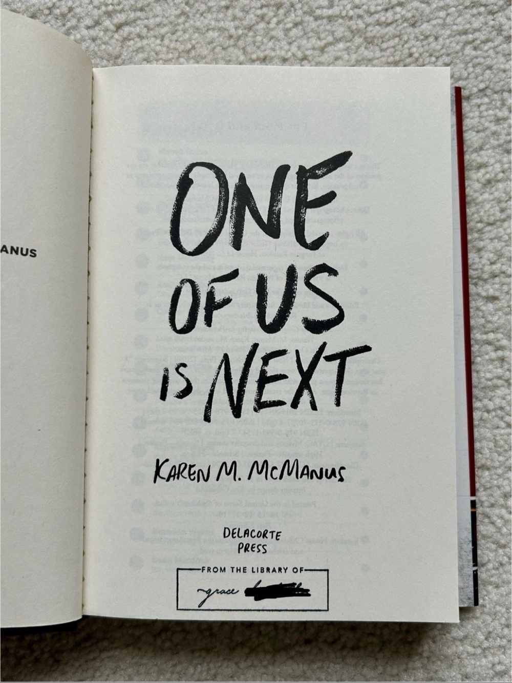 One of Us is Lying - Hardcovers - Picture 10 of 14